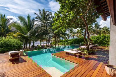 Luxury Villa Photo #5