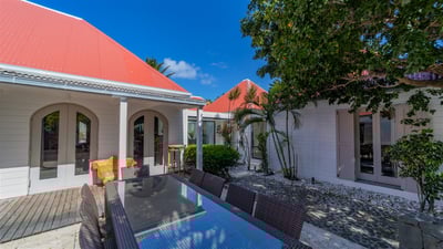 Luxury Villa Photo #29