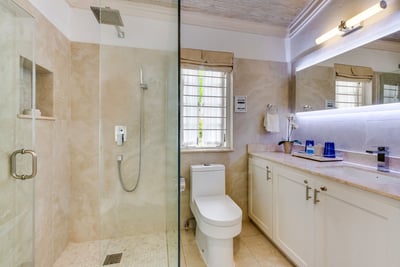Luxury Villa Photo #14