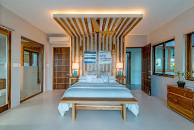 Luxury Villa Photo #60
