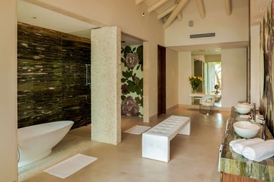Luxury Villa Photo #21