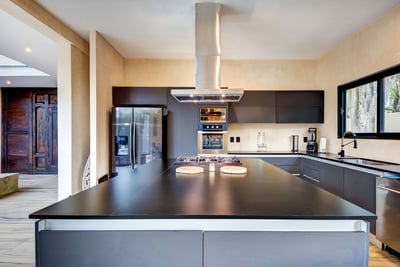 Luxury Villa Photo #14