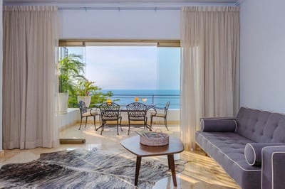 Luxury Villa Photo #34