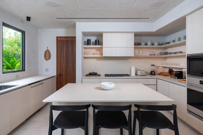 Luxury Villa Photo #22
