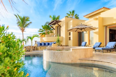 Luxury Villa Photo #4