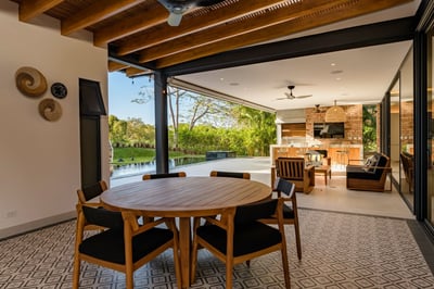 Luxury Villa Photo #13