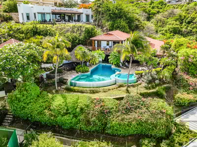 Luxury Villa Photo #55
