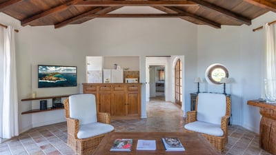 Luxury Villa Photo #13
