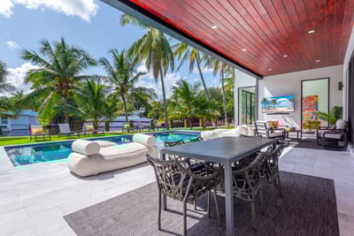 Luxury Villa Photo #9
