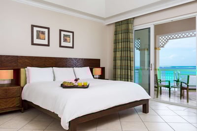 Luxury Villa Photo #5