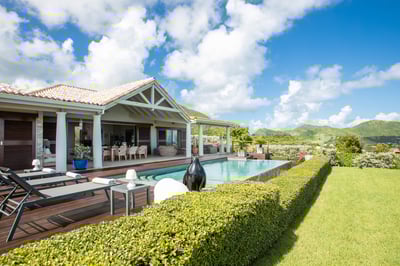 Luxury Villa Photo #6