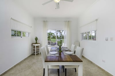 Luxury Villa Photo #23