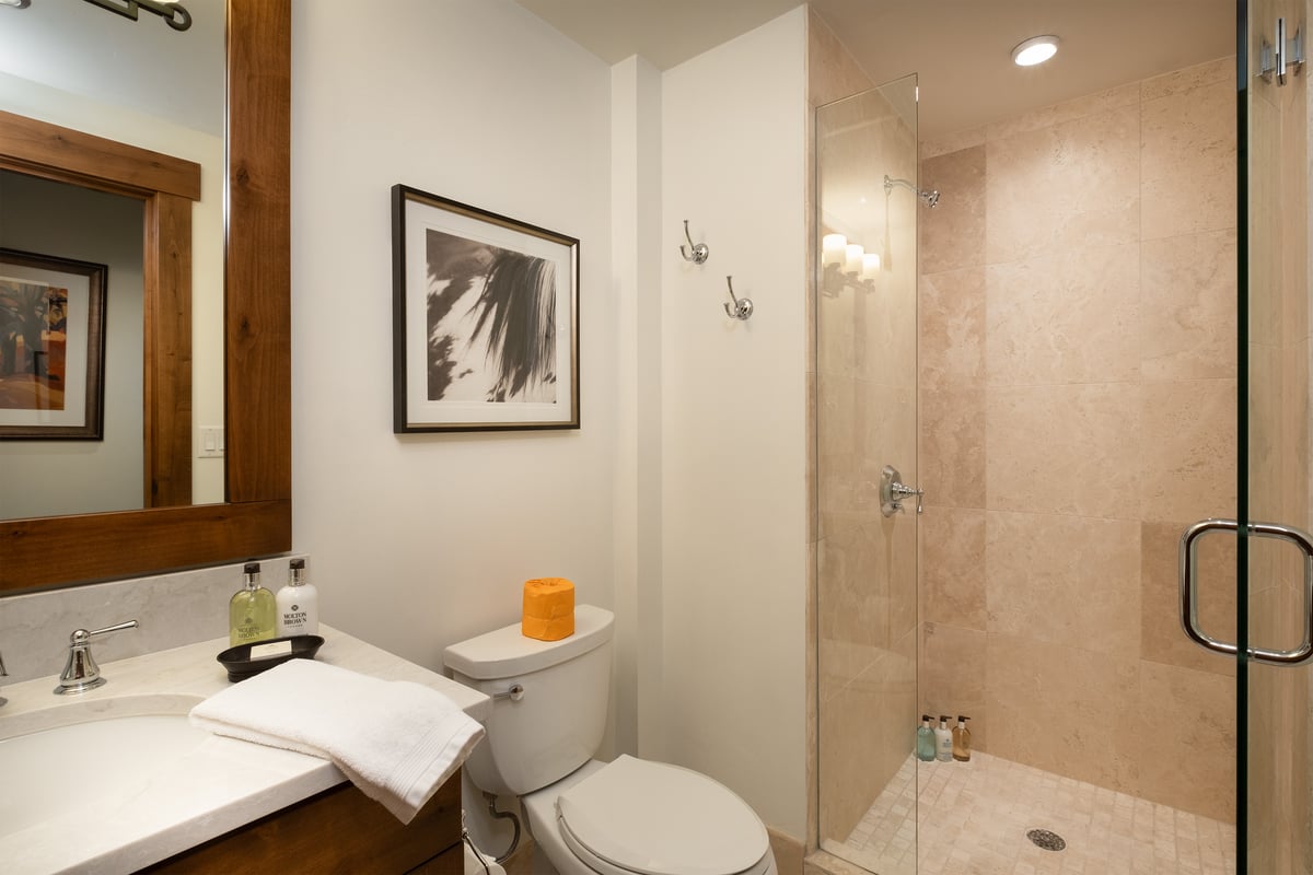 Buck Mountain Residence