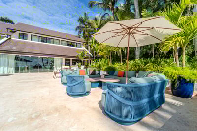 Luxury Villa Photo #9