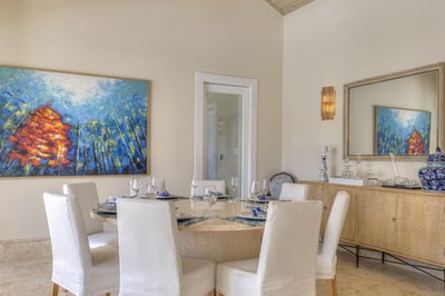 Hacienda B21 — A Cozy Family Escape