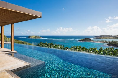 Luxury Villa Photo #2