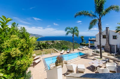 Luxury Villa Photo #2