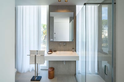 Luxury Villa Photo #40