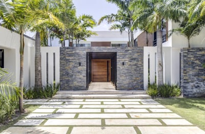 Luxury Villa Photo #6