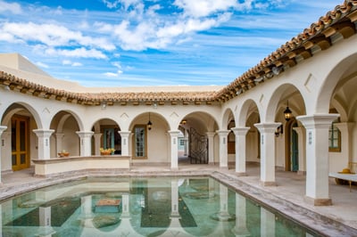Luxury Villa Photo #19
