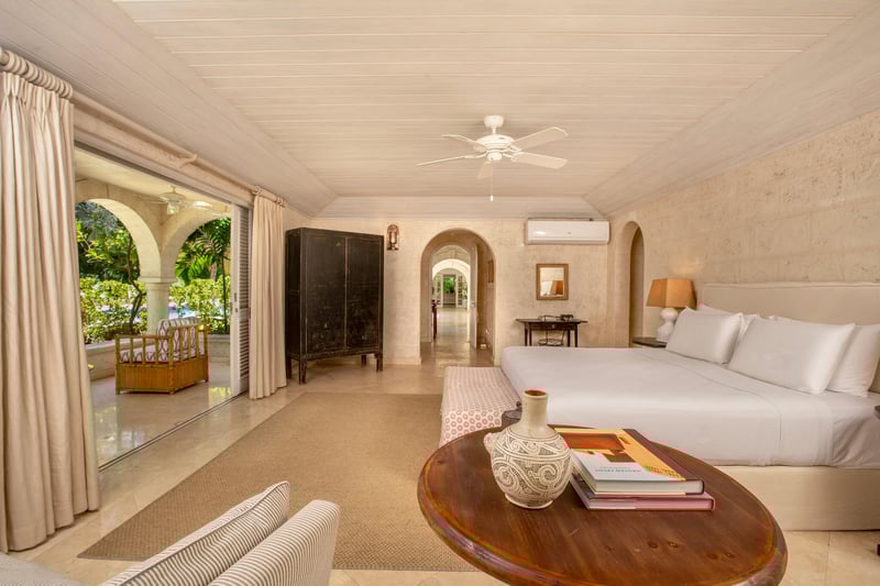 Bluff House and Cottage