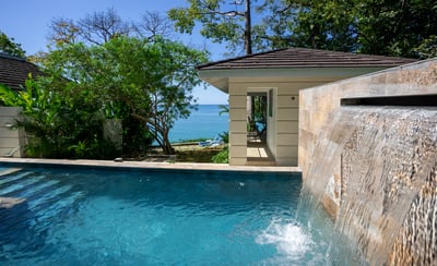 Luxury Villa Photo #3