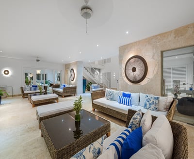 Luxury Villa Photo #13