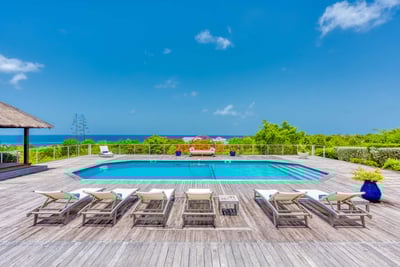 Luxury Villa Photo #11