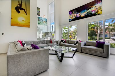 Luxury Villa Photo #31