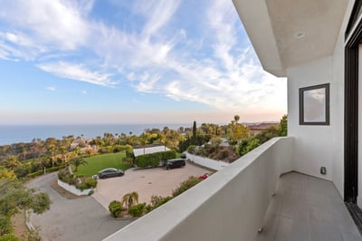 Luxury Villa Photo #80