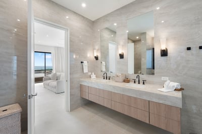 Luxury Villa Photo #26