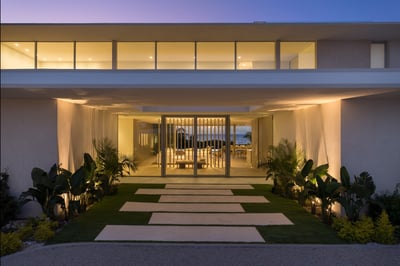 Luxury Villa Photo #10
