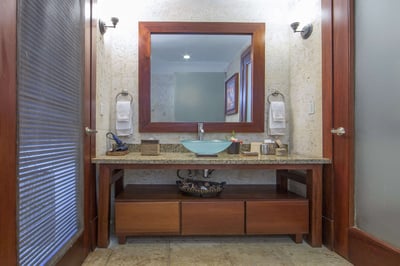 Luxury Villa Photo #35
