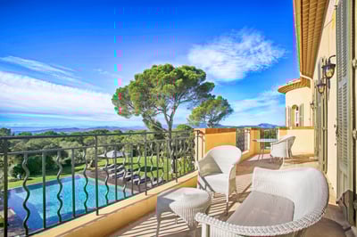 Luxury Villa Photo #13
