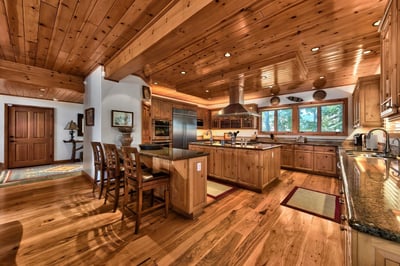 Luxury Villa Photo #23