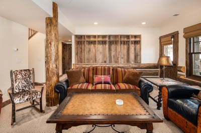 Luxury Villa Photo #11