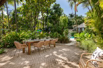 Luxury Villa Photo #3