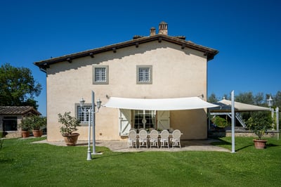 Luxury Villa Photo #11
