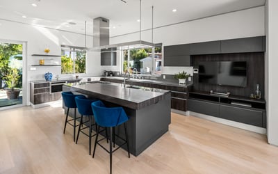Luxury Villa Photo #23