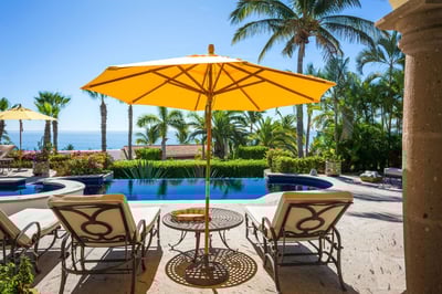 Luxury Villa Photo #7
