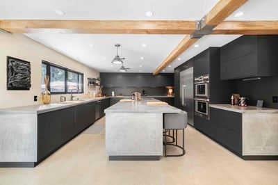 Luxury Villa Photo #24