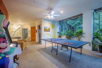 Luxury Villa Photo #17