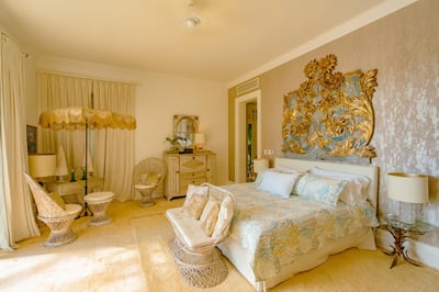 Luxury Villa Photo #47