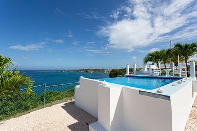 Luxury Villa Photo #11