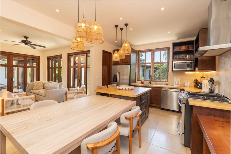 Casa Caura | 5 Calle La Ronda