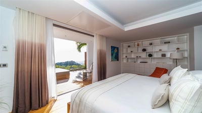 Bedroom 2: King size bed, air conditioning, ceiling fan, HD-TV, dish network, safe, dressing ro