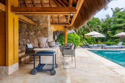 Luxury Villa Photo #15