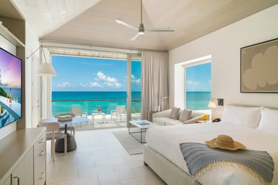 Rock House,Oceanfront Pool Studio