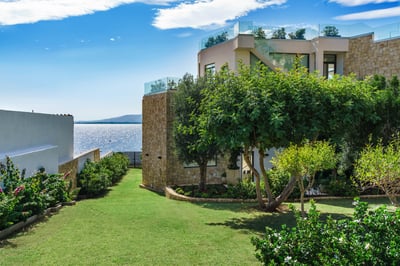 Luxury Villa Photo #12