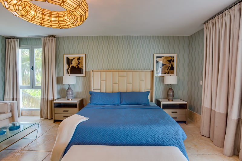 Hacienda C1 | Sol Invictus